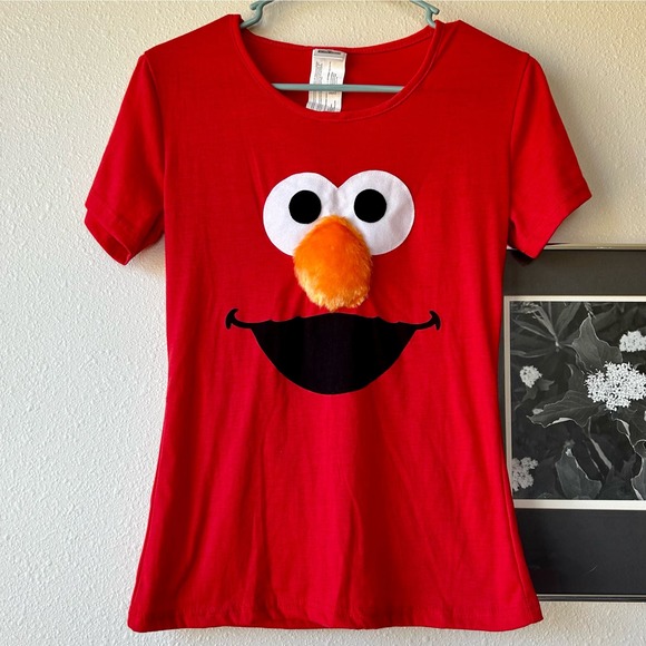 Sesame Street Red Elmo Short Sleeve Tee - Picture 2 of 10